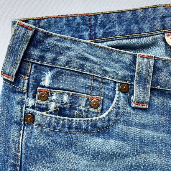 TRUE RELIGION BUDDHA BACK POCKET EMBROIDERY DISTRESSED FLARED RARE CROPPED JEANS - Picture 5 of 9